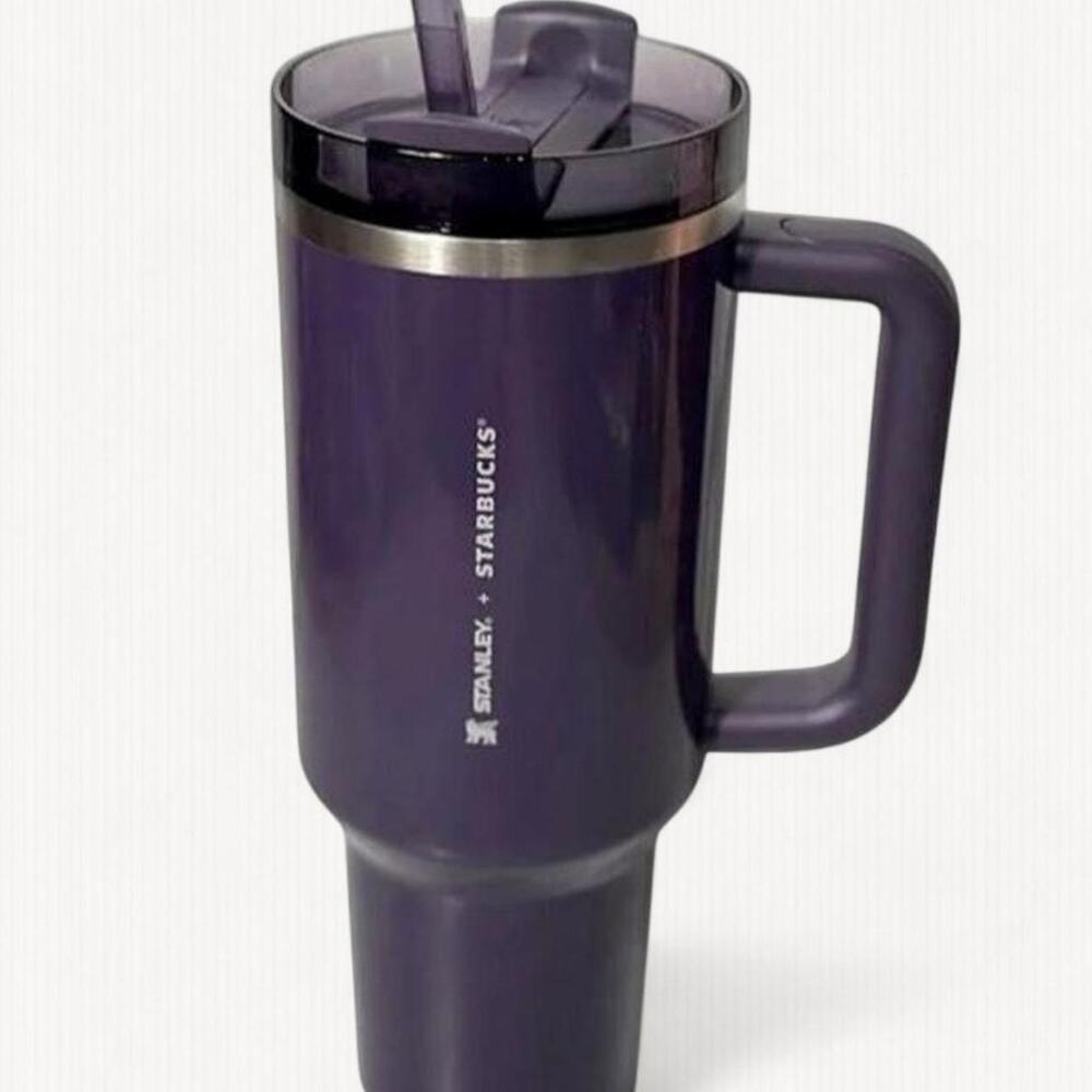 Stanley x starbucks purple tumbler
